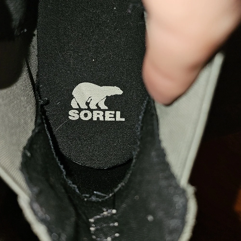 SOREL Joan Of Artic Wedge Boots. Youth girls sz 4! Gray with Metallic Details!